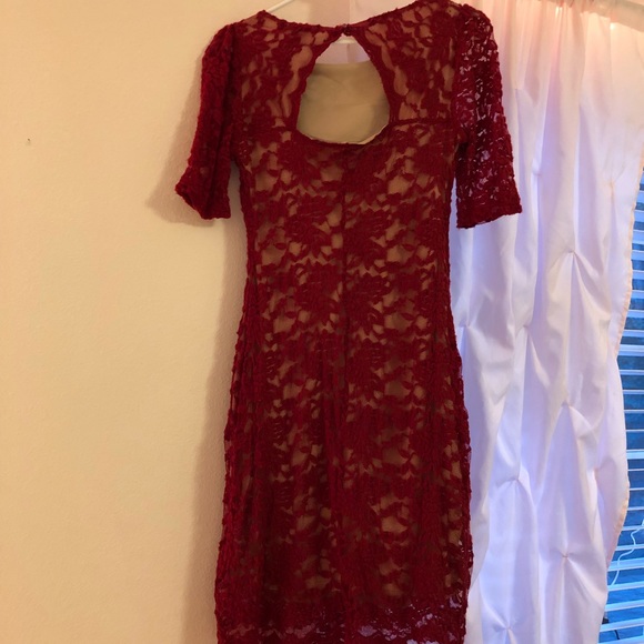 Lace Dress - Picture 3 of 3